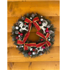 Венок новогодний красный 45 см